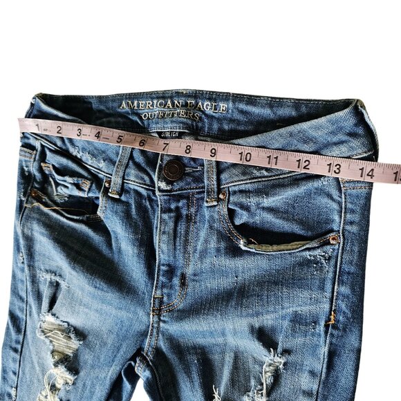 American Eagle Women's Boho Artist Distressed Jean's size 2 - Picture 10 of 12